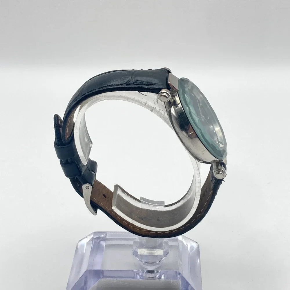 Laura Ashley Women's Watch 33mm Silver Tone Faceted Crystal New Battery 8.5